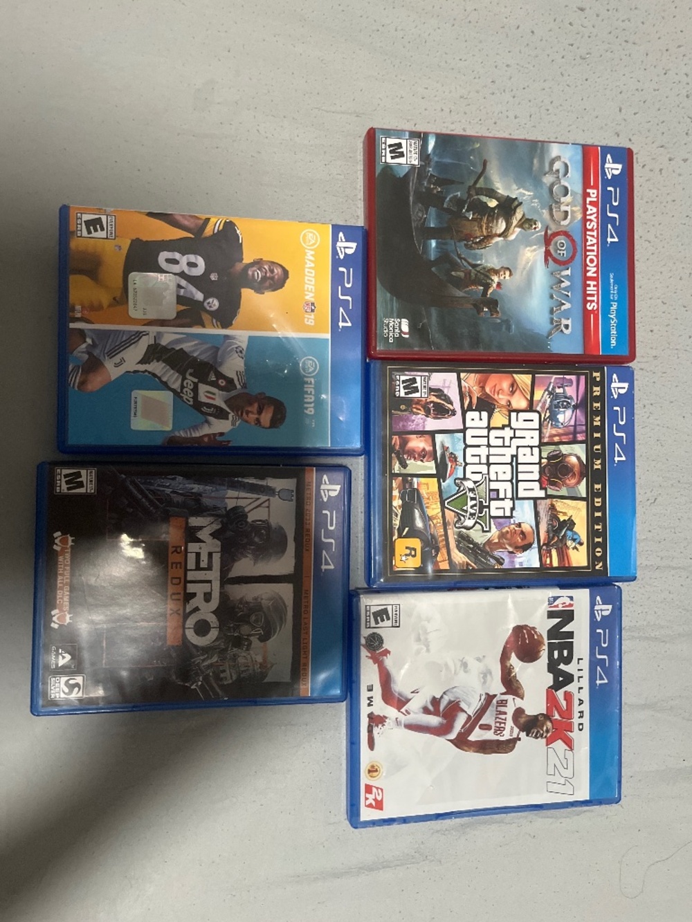 PS4 ( Game Bundle )